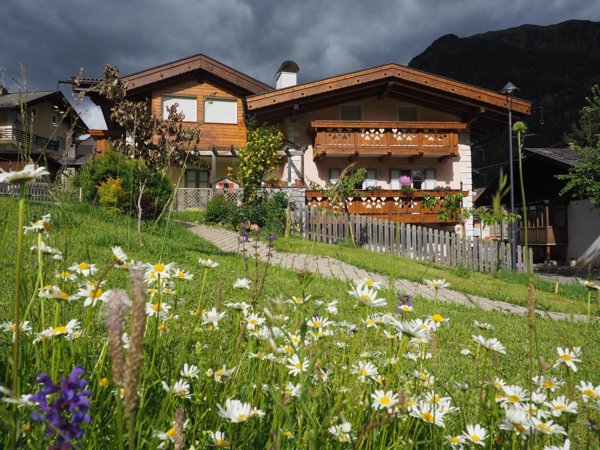 Appartamenti Residence Rodolon Campestrin Eksteriør billede